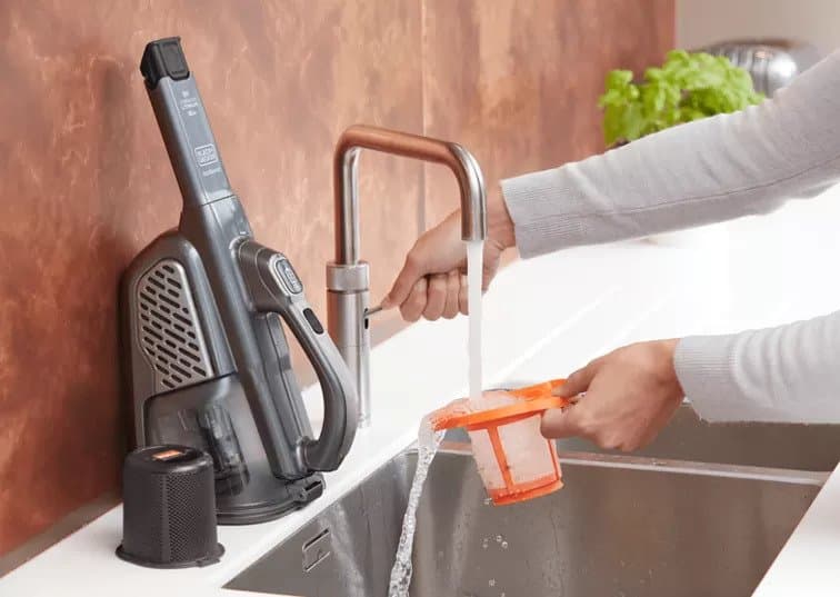 Портативний BLACK&DECKER акум. пилосос BHHV520BT