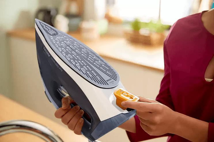Праска PHILIPS DST7030/20