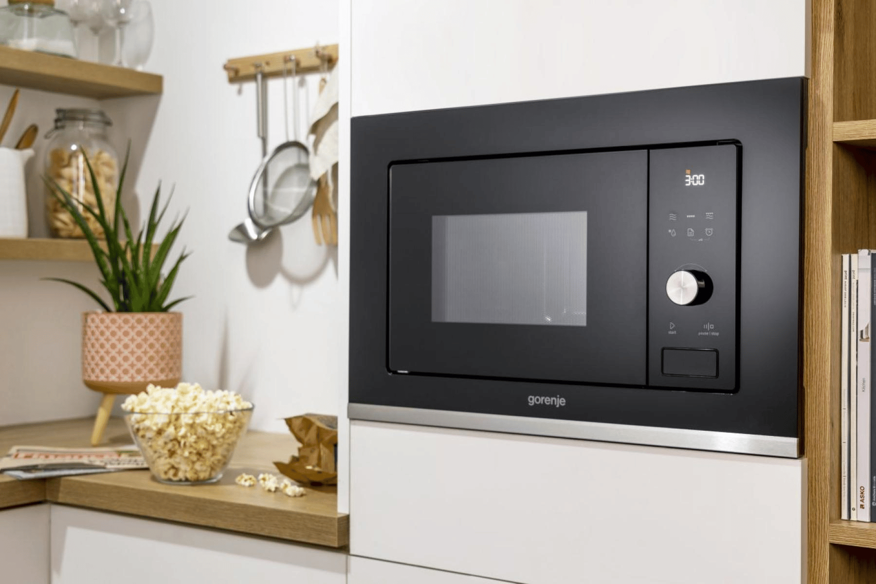 Вбуд. міквохв. піч GORENJE BMX201AG1BG (XY820Z)