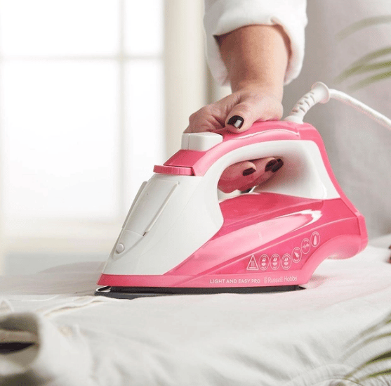 Праска RUSSELL HOBBS 26461-56 Light & Easy Pro Iron білий+ рожевий