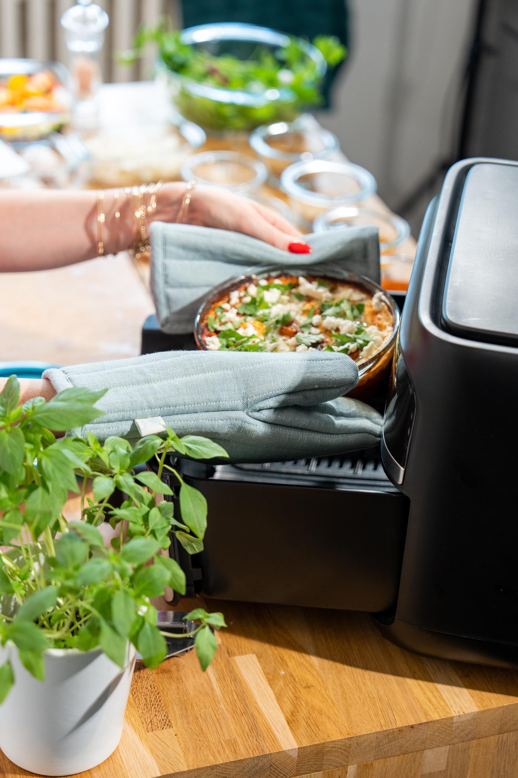 Форма с/к PYREX AIRFRYER круг. 26x23x8 см (2.3л) (208B100/7948)