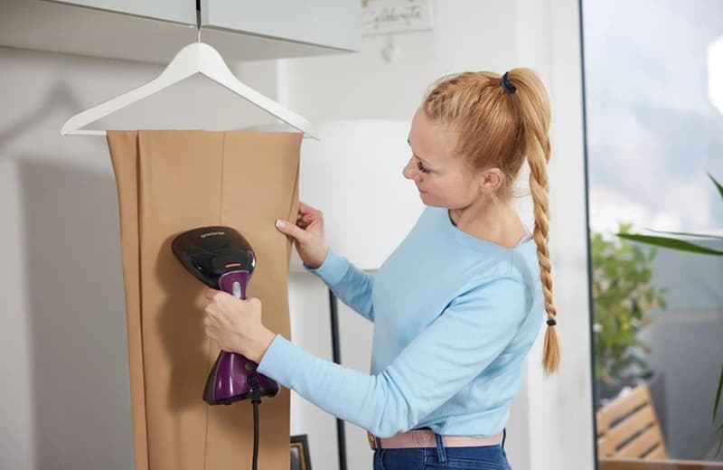 Парова щітка GORENJE GS2100BKV
