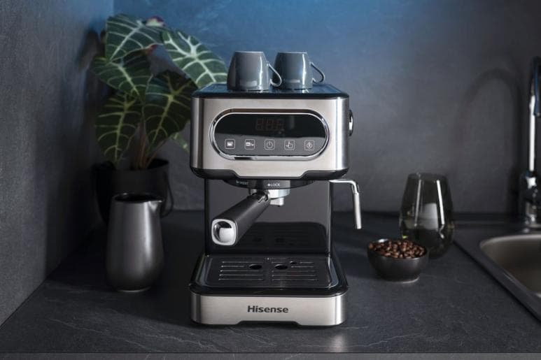 Кавоварка еспрессо HISENSE HESCM15DBK