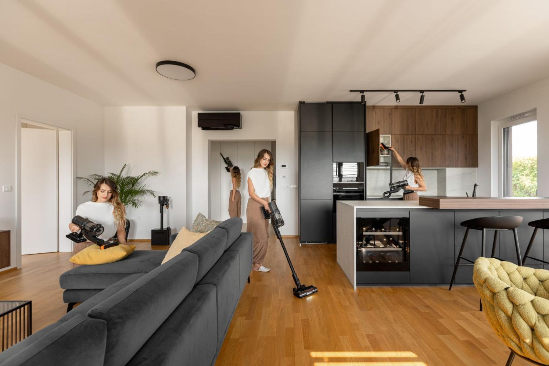 Пилосос акумуляторний GORENJE SVC296749NEBL (V24P01FP2960EU)