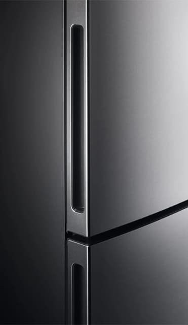 Холодильник ELECTROLUX LNT7ME36X3