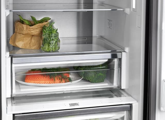 Холодильник ELECTROLUX LNT7ME36X3