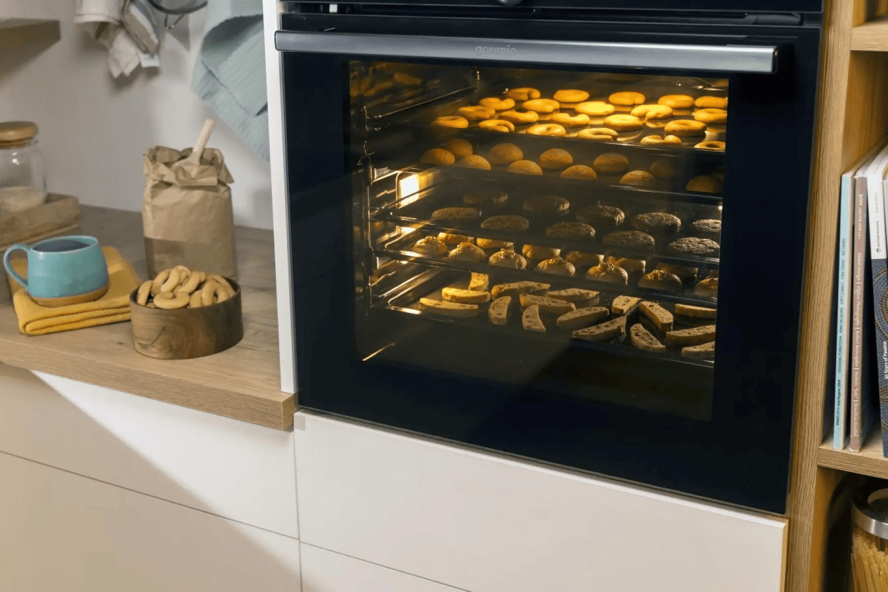 Вбуд. духовка GORENJE BO6737E02BG