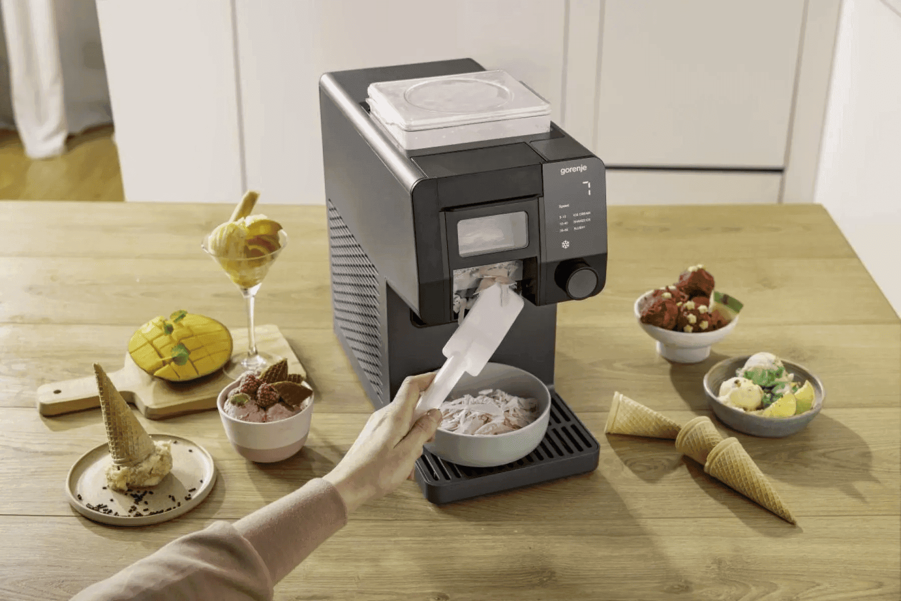Кух. iнше GORENJE Льодогенератор GIICM