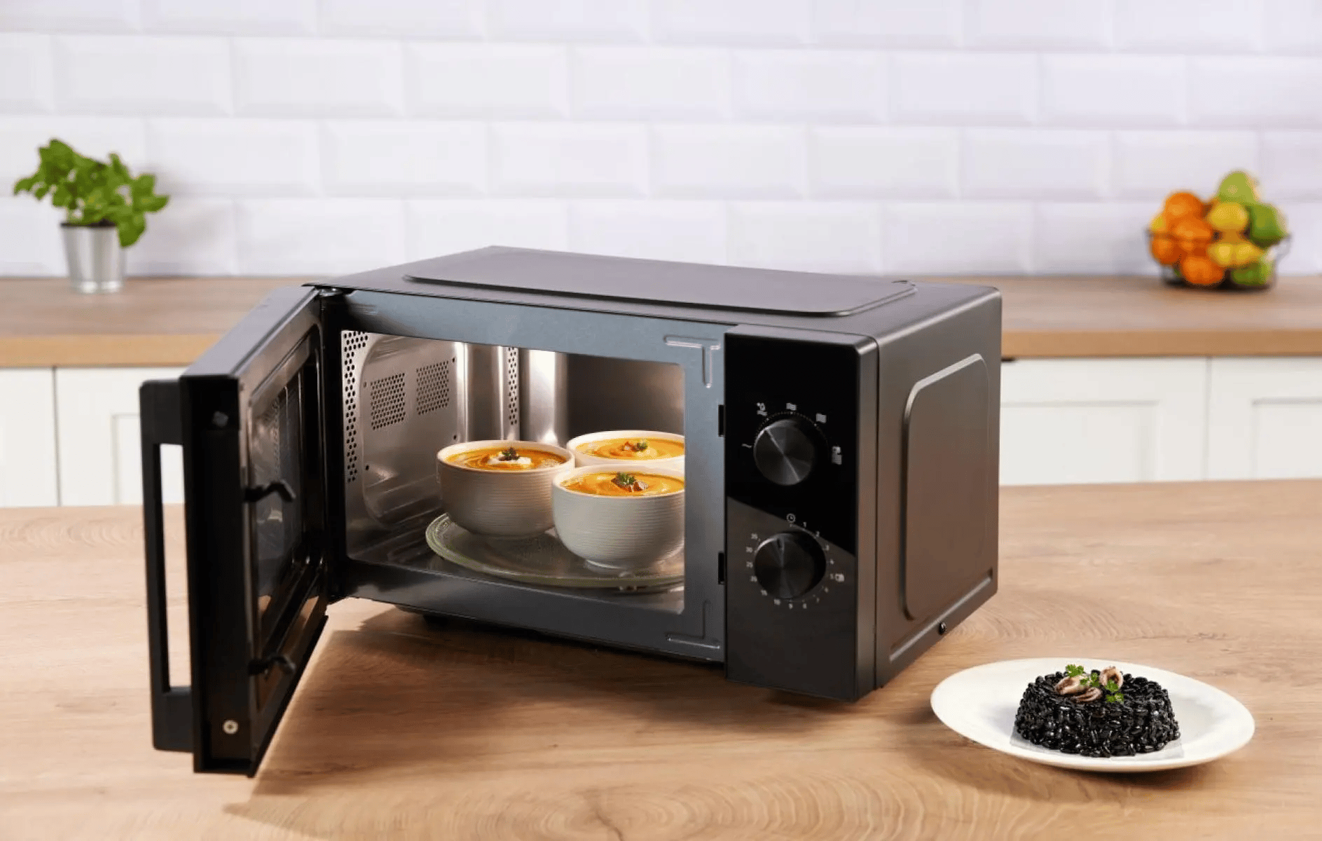 Мікрохвильова піч GORENJE MO20E1B5 (C20MXP99-G7E-B1B)