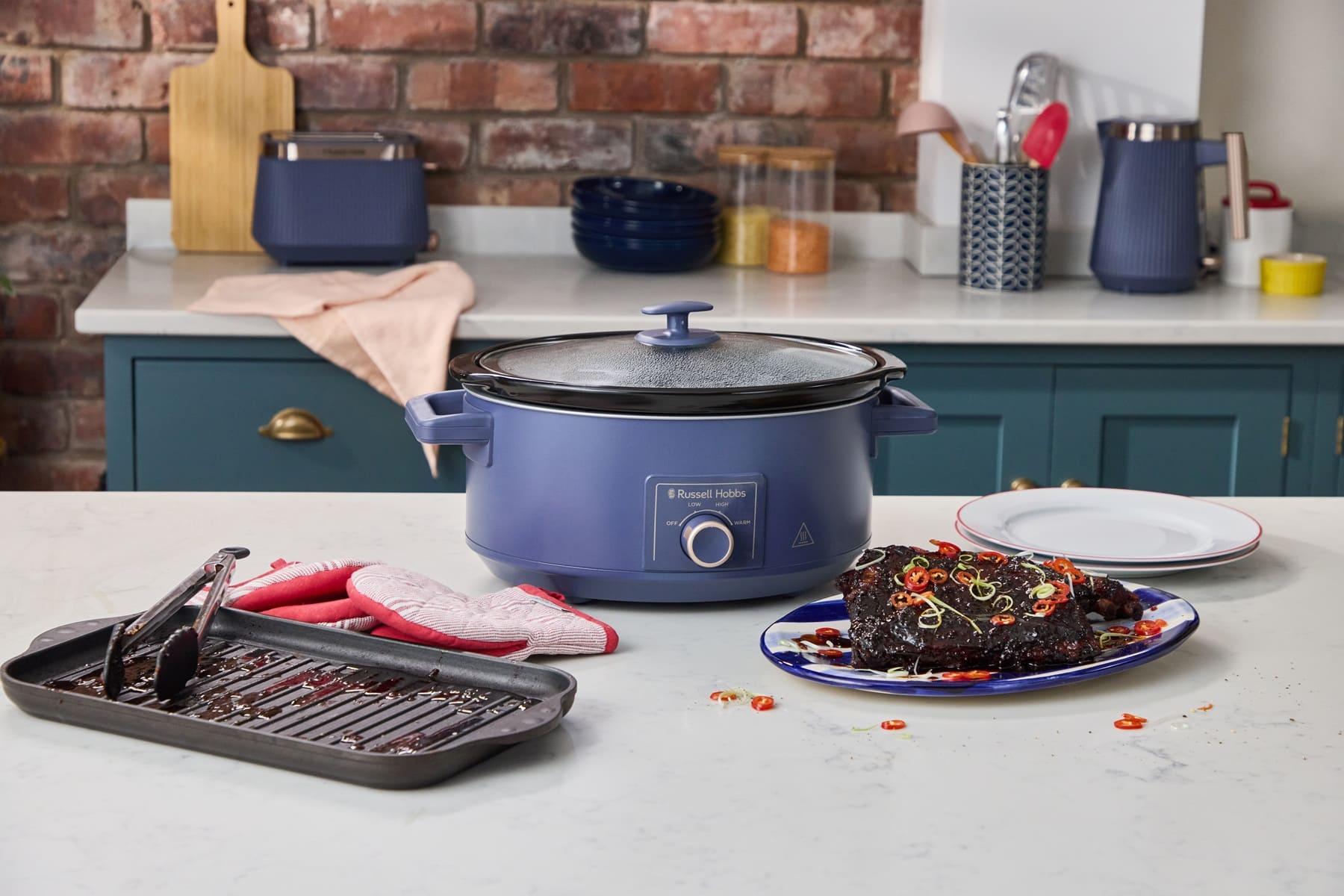 Кух. iнше RUSSELL HOBBS 28780-56 Повільноварка Bronte Soft Navy 7L